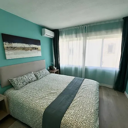 Beachfront Tiffany Design Apartman *