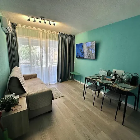 Apartman Beachfront Tiffany Design