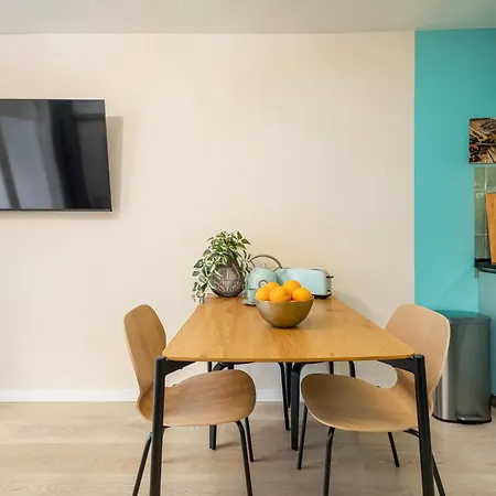 Apartment Beachfront Tiffany Design Estepona